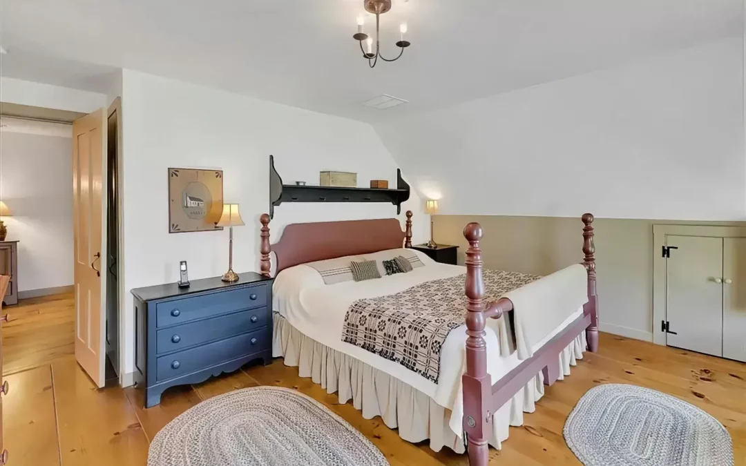 Saltbox Houses – NY