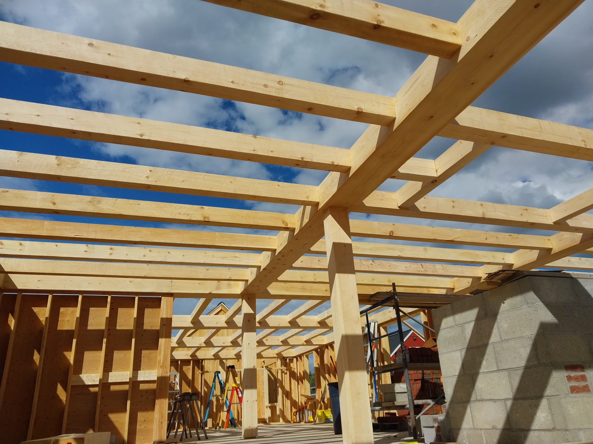 7 Advantages of Building a Kit